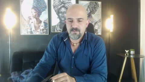 Snapshot of alex_saints_ce chatting on October 15, 10:26 am Alex Saints online show from October 15, 10:26 am