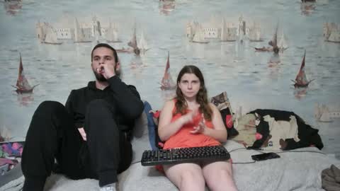 Snapshot of alex_sarah_sex chatting on October 4, 10:30 pm Alex and Sarah online show from October 4, 10:30 pm