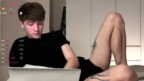 alex_schafer online show from March 20, 6:13 pm