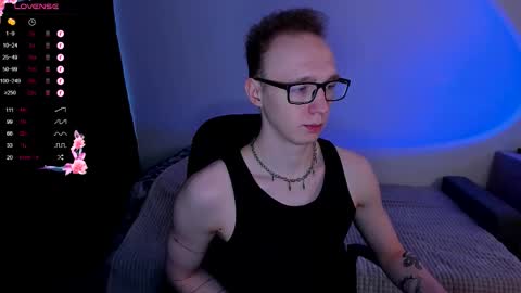 alex_silent online show from September 26, 11:47 am