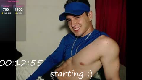 Snapshot of alex_smith0 chatting on January 25, 2:15 am online show from January 25, 2:15 am