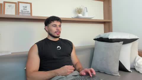alex_wolf05 online show from February 11, 4:12 pm