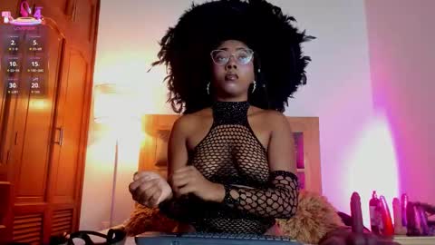 alexa_cortes23 online show from October 28, 11:03 am