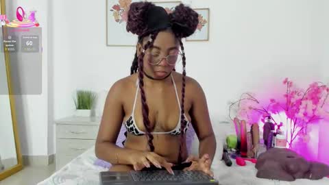 alexa_cortes23 online show from November 17, 11:05 am