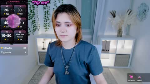 Snapshot of alexa_lexi chatting on January 12, 1:48 pm alexa_lexi online show from January 12, 1:48 pm