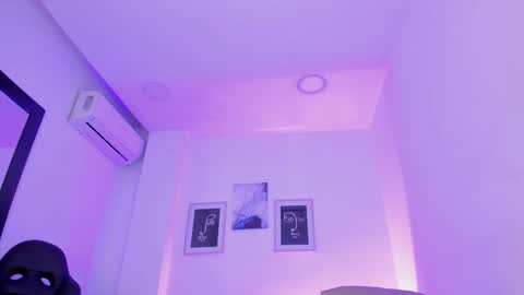 Alexa Millers online show from February 8, 7:37 am