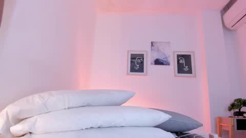 Alexa Millers online show from September 25, 4:27 am