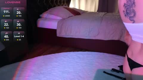 Snapshot of alexa_novak chatting on September 21, 1:51 am Alexa online show from September 21, 1:51 am