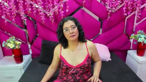 alexa sanz online show from December 13, 7:53 pm