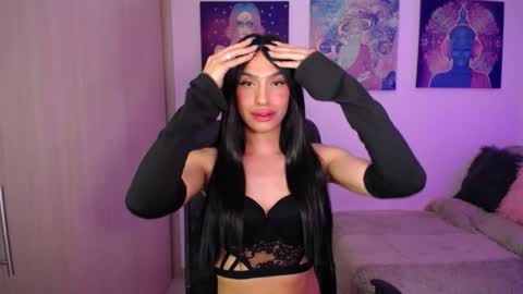 Alexa Bloomx  online show from February 9, 2:37 am