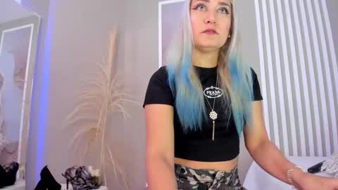 alexacoldd online show from January 6, 12:31 pm