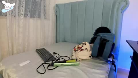 Snapshot of alexafoxy18 chatting on November 6, 7:42 am ALEXA online show from November 6, 7:42 am