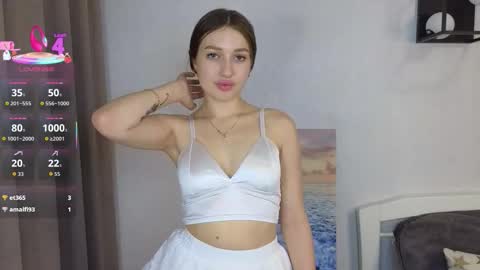 Emma - blonde and Mia - dark online show from October 18, 9:10 am