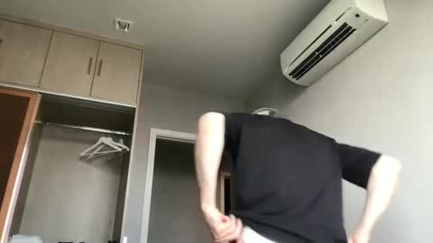 Snapshot of alexander0_ chatting on March 6, 9:50 am Alexander online show from March 6, 9:50 am