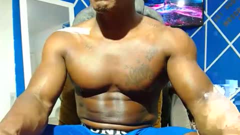 Snapshot of alexander_megan chatting on October 28, 2:26 am alexander online show from October 28, 2:26 am