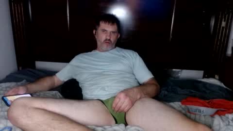 Snapshot of alexanderbloo chatting on December 19, 10:22 am Sean online show from December 19, 10:22 am