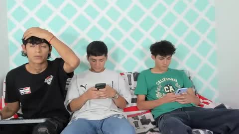 chicos hot online show from December 14, 8:08 pm