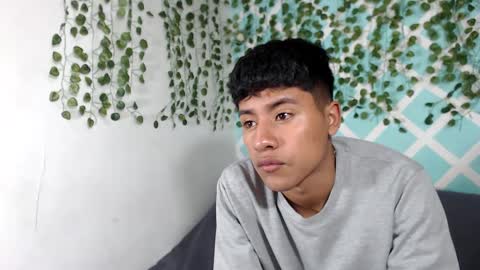 chicos hot online show from September 13, 1:44 pm