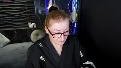 Alexandra online show from December 6, 5:42 am