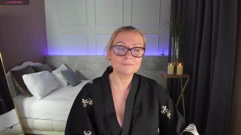 Alexandra online show from December 12, 2:48 am