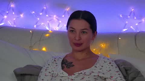 AlexandraBloom online show from December 30, 4:20 am