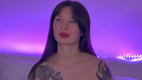 AlexandraBloom online show from February 8, 6:44 pm