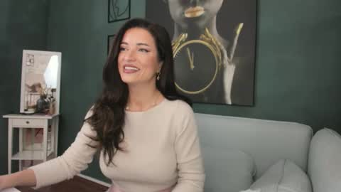 Snapshot of alexanikole chatting on February 17, 8:22 am AlexaNikole online show from February 17, 8:22 am