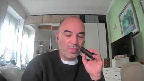 Snapshot of alexct77 chatting on December 15, 12:06 pm alexct77 online show from December 15, 12:06 pm