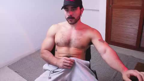 Snapshot of alexdimartino chatting on October 10, 1:37 am Alex Dimartino online show from October 10, 1:37 am