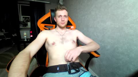 Snapshot of alexfox2018 chatting on January 7, 11:56 pm Alex online show from January 7, 11:56 pm