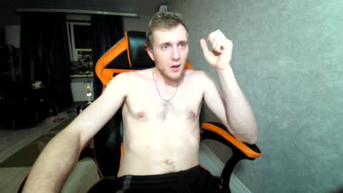 Snapshot of alexfox2018 chatting on January 30, 12:18 am Alex online show from January 30, 12:18 am