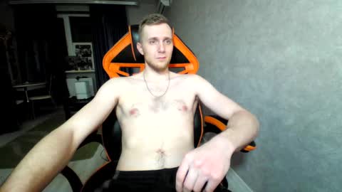 Snapshot of alexfox2018 chatting on March 5, 10:43 pm Alex online show from March 5, 10:43 pm