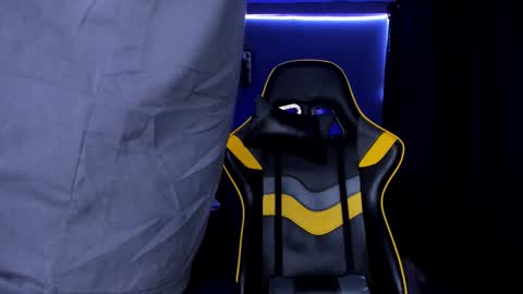 alexgiraldo__ online show from September 15, 10:59 am