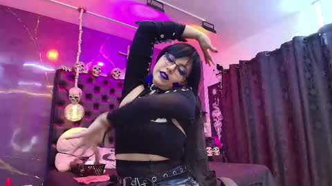 Alex online show from February 15, 6:55 pm