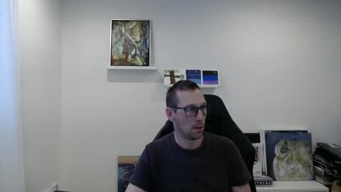 Snapshot of alexhunter4u chatting on January 3, 8:10 am alexhunter4u online show from January 3, 8:10 am