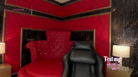 Snapshot of alexiacooperr chatting on December 3, 12:03 pm Alexiaa Online 1430 to 2100 GMT-5 online show from December 3, 12:03 pm