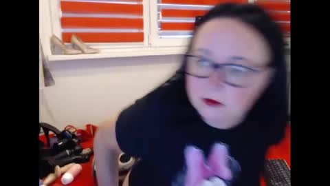 alexie33 online show from February 27, 8:06 am