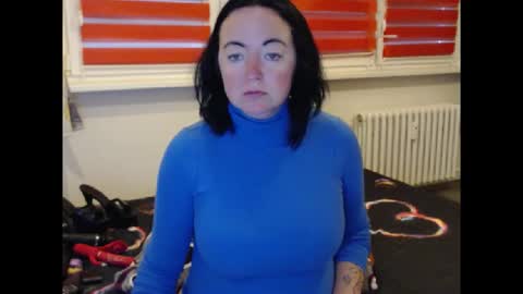 alexie33 online show from October 20, 6:25 am