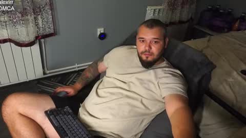 Alex online show from October 28, 9:17 pm