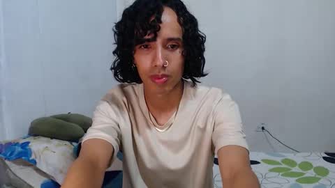 Alexis online show from December 21, 8:21 am