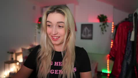 Alexis Texas online show from December 10, 11:08 pm