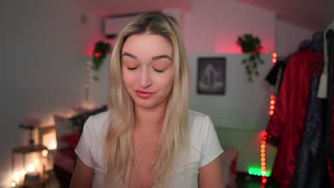 Alexis Texas online show from December 11, 7:57 pm