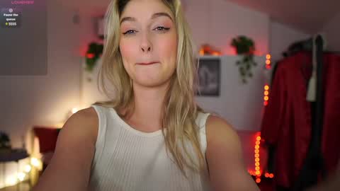 Alexis Texas online show from February 1, 5:16 pm