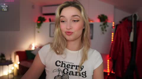 Alexis Texas online show from February 4, 7:33 pm