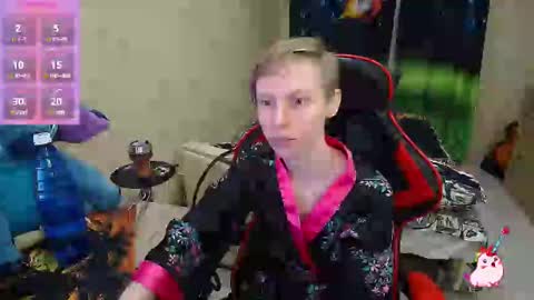 Snapshot of alexis_gordon chatting on March 4, 7:22 pm Alexis online show from March 4, 7:22 pm