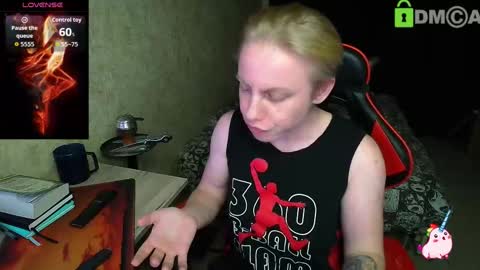 Snapshot of alexis_gordon chatting on September 25, 6:22 pm Alexis online show from September 25, 6:22 pm