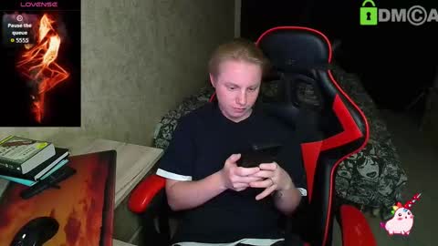 Snapshot of alexis_gordon chatting on October 2, 7:43 pm Alexis online show from October 2, 7:43 pm