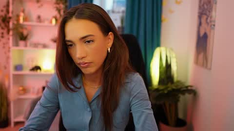 Snapshot of alexis_luv_ chatting on October 1, 1:17 pm Alexis online show from October 1, 1:17 pm