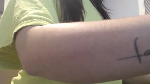 Snapshot of alexislove8 chatting on November 9, 1:59 am alexislove8 online show from November 9, 1:59 am