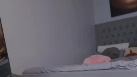 Alexis online show from November 16, 8:20 am